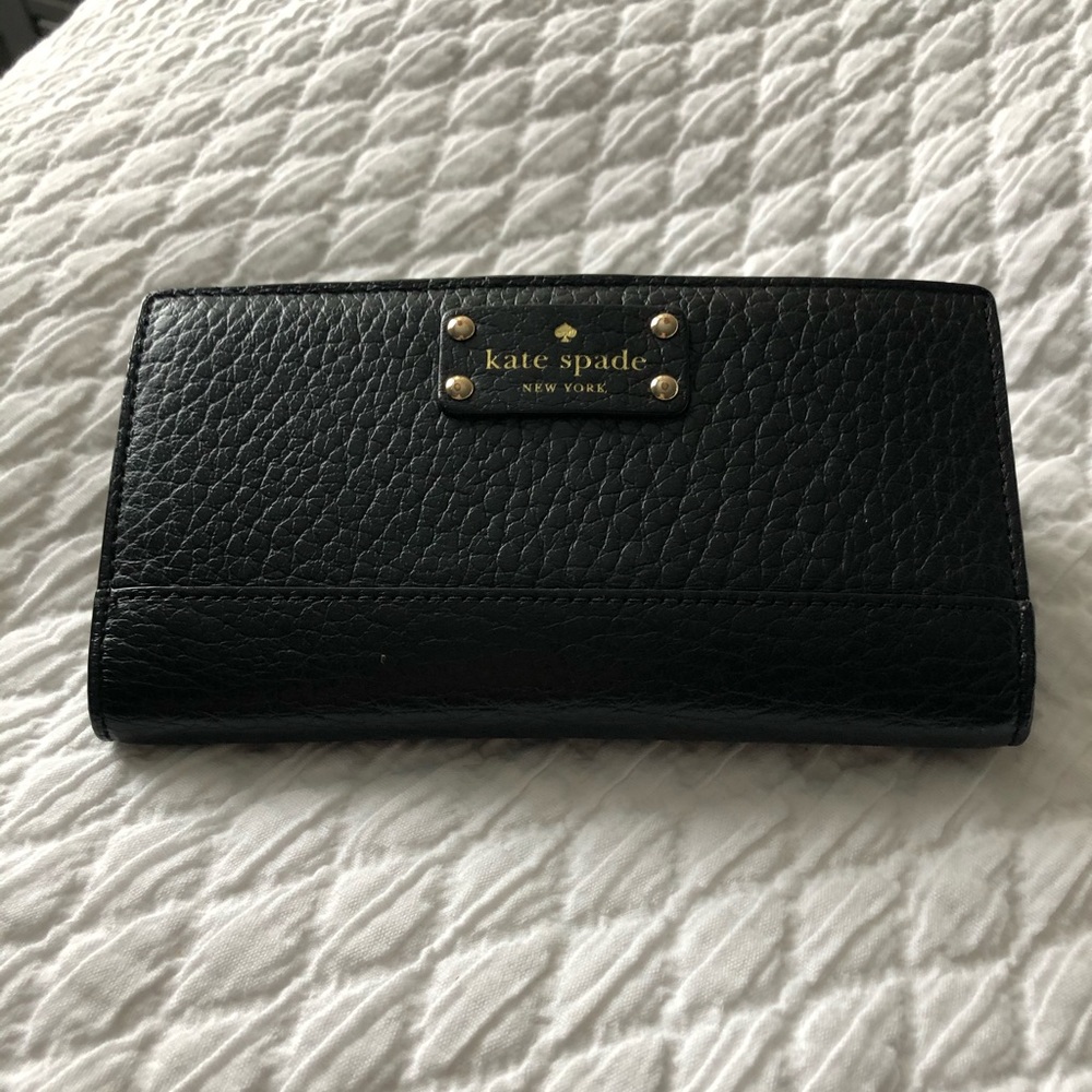 Kate Spade Wallet - Picture 1 of 3